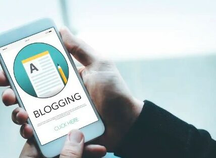 Unlocking the Secrets: Winning Qualities of Successful Bloggers